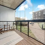 Cozy 55M2 Zverynas Retreat With Lodge